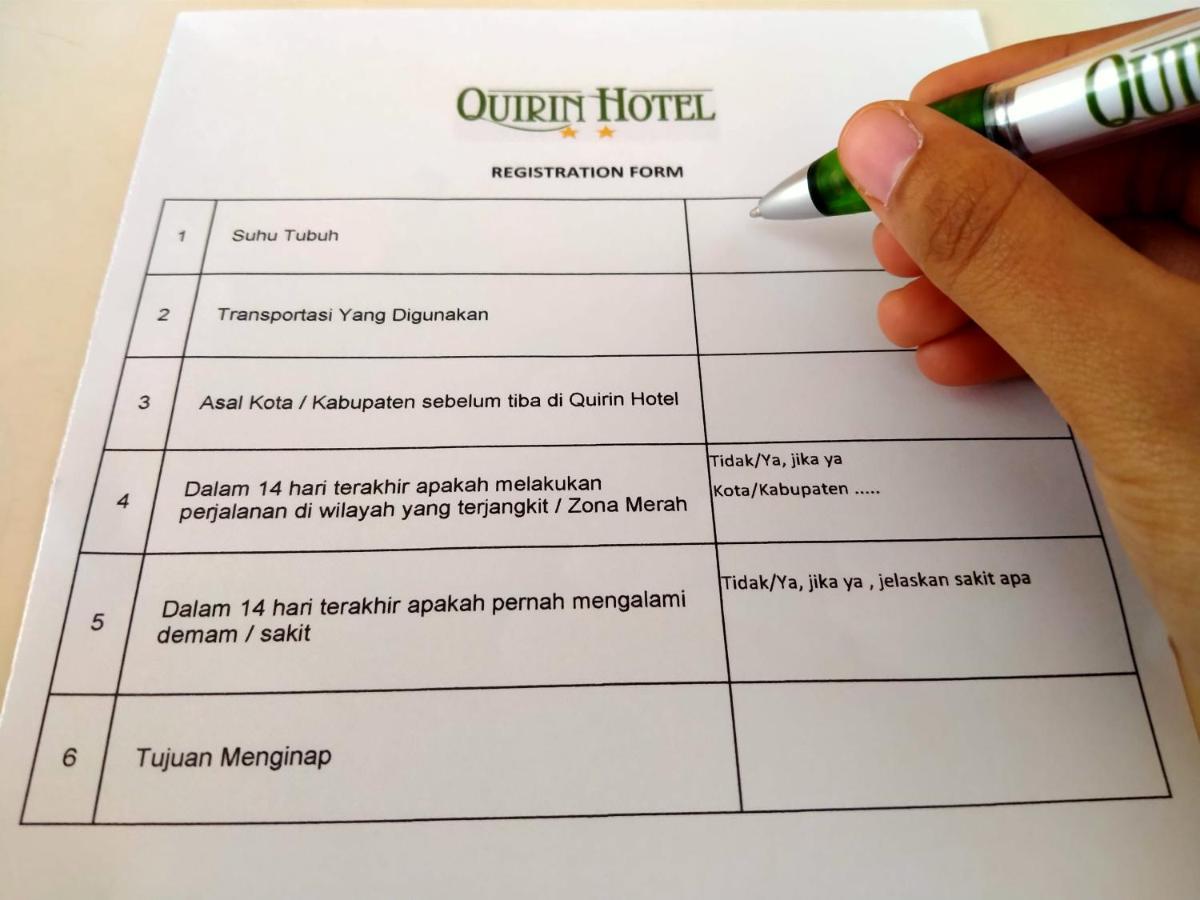 Hotel Quirin Semarang Exterior foto