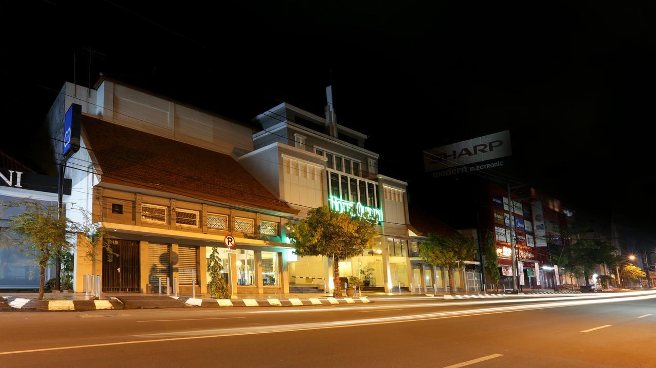 Hotel Quirin Semarang Exterior foto